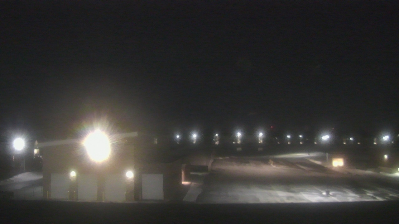 Thumbnail for current weather camera view from Marquardt MS in Glendale Heights, Illinois