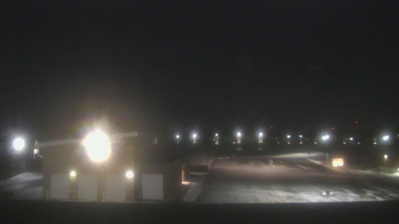 Thumbnail for current weather camera view from Marquardt MS in Glendale Heights, Illinois