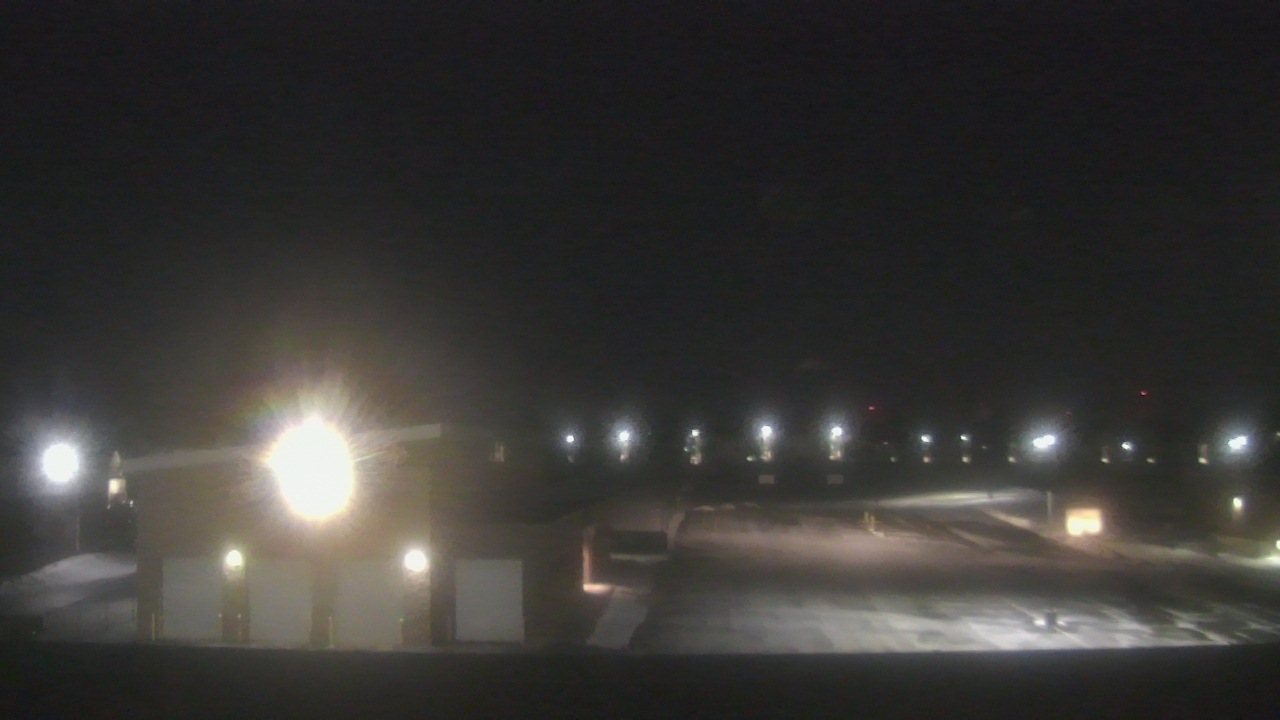 Thumbnail for current weather camera view from Marquardt MS in Glendale Heights, Illinois