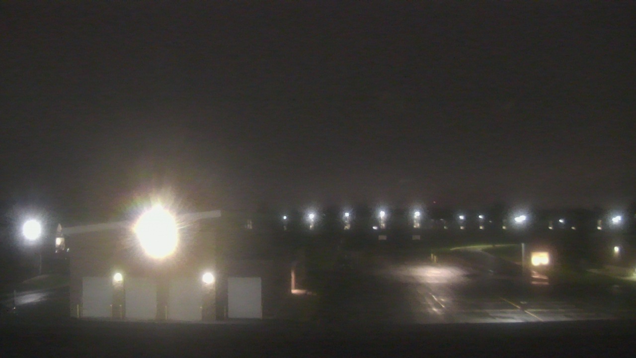 Thumbnail for current weather camera view from Marquardt MS in Glendale Heights, Illinois