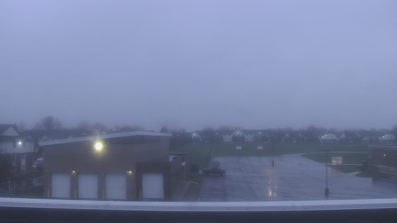 Thumbnail for current weather camera view from Marquardt MS in Glendale Heights, Illinois