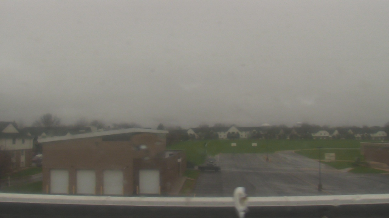 Thumbnail for current weather camera view from Marquardt MS in Glendale Heights, Illinois