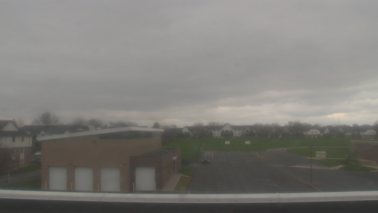 Thumbnail for current weather camera view from Marquardt MS in Glendale Heights, Illinois