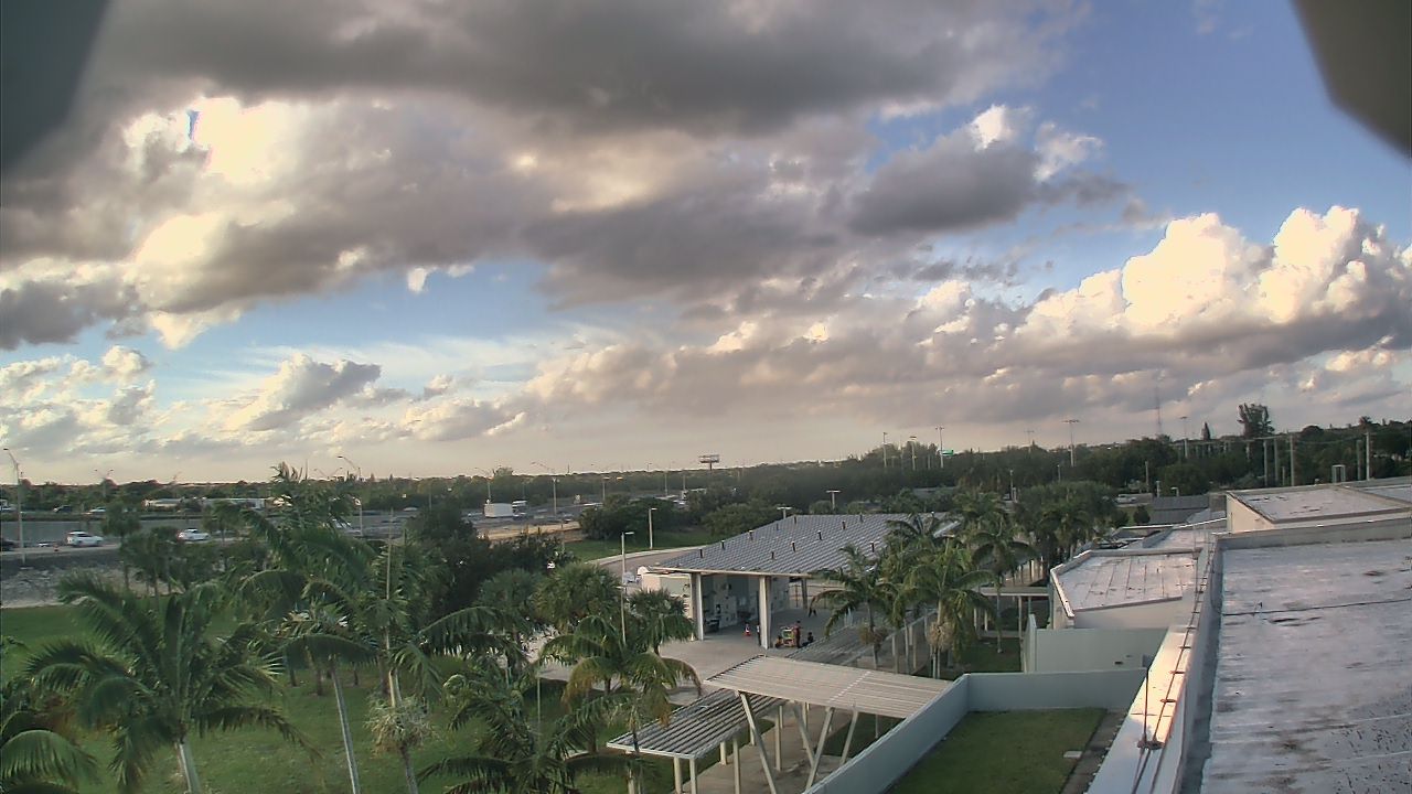 Thumbnail for current weather camera view from Galaxy ES in Boynton Beach, Florida