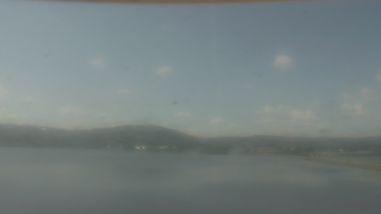 Thumbnail for current weather camera view from Wyndham Garden Lake Guntersville in Guntersville, Alabama