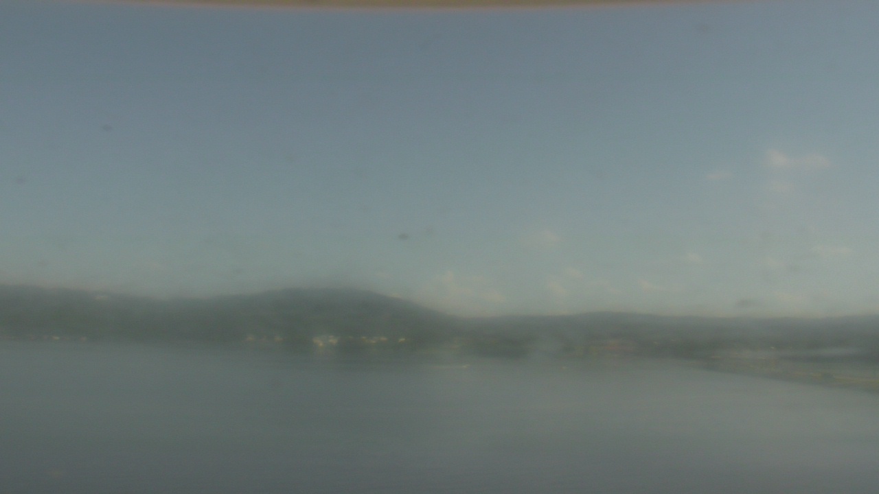 Thumbnail for current weather camera view from Wyndham Garden Lake Guntersville in Guntersville, Alabama