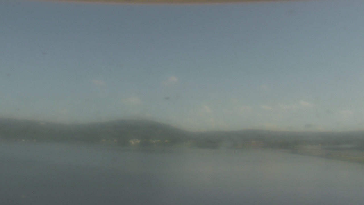 Thumbnail for current weather camera view from Wyndham Garden Lake Guntersville in Guntersville, Alabama