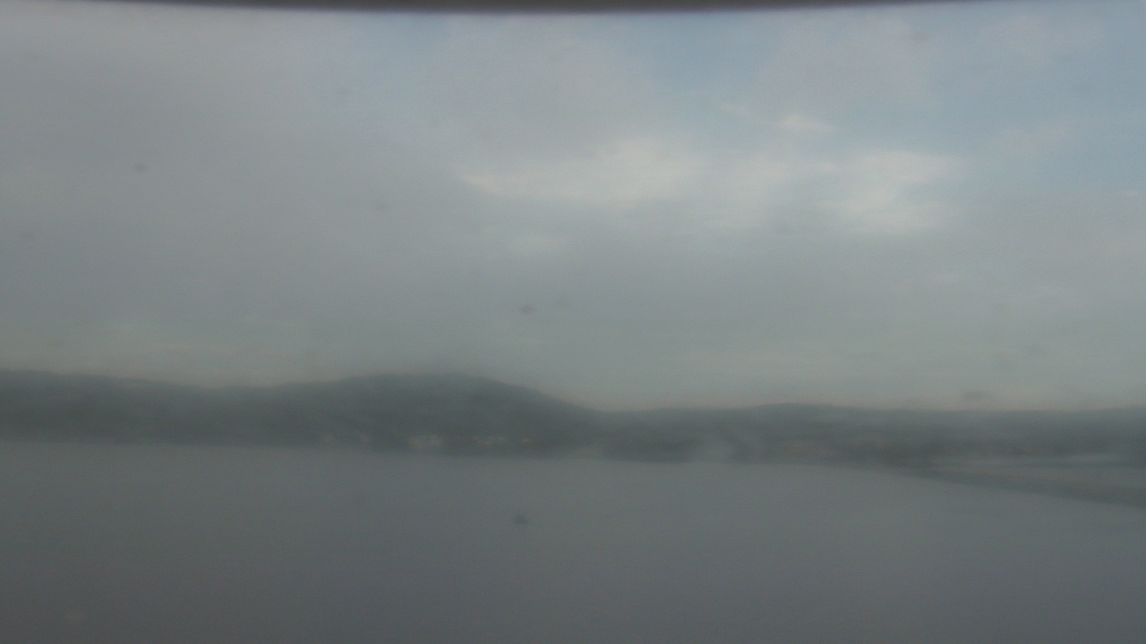 Thumbnail for current weather camera view from Wyndham Garden Lake Guntersville in Guntersville, Alabama