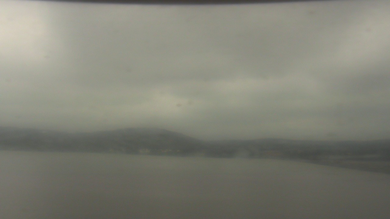 Thumbnail for current weather camera view from Wyndham Garden Lake Guntersville in Guntersville, Alabama
