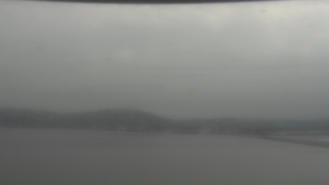 Thumbnail for current weather camera view from Wyndham Garden Lake Guntersville in Guntersville, Alabama
