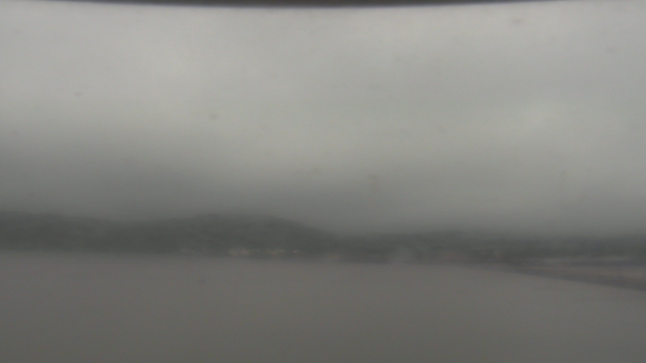 Thumbnail for current weather camera view from Wyndham Garden Lake Guntersville in Guntersville, Alabama