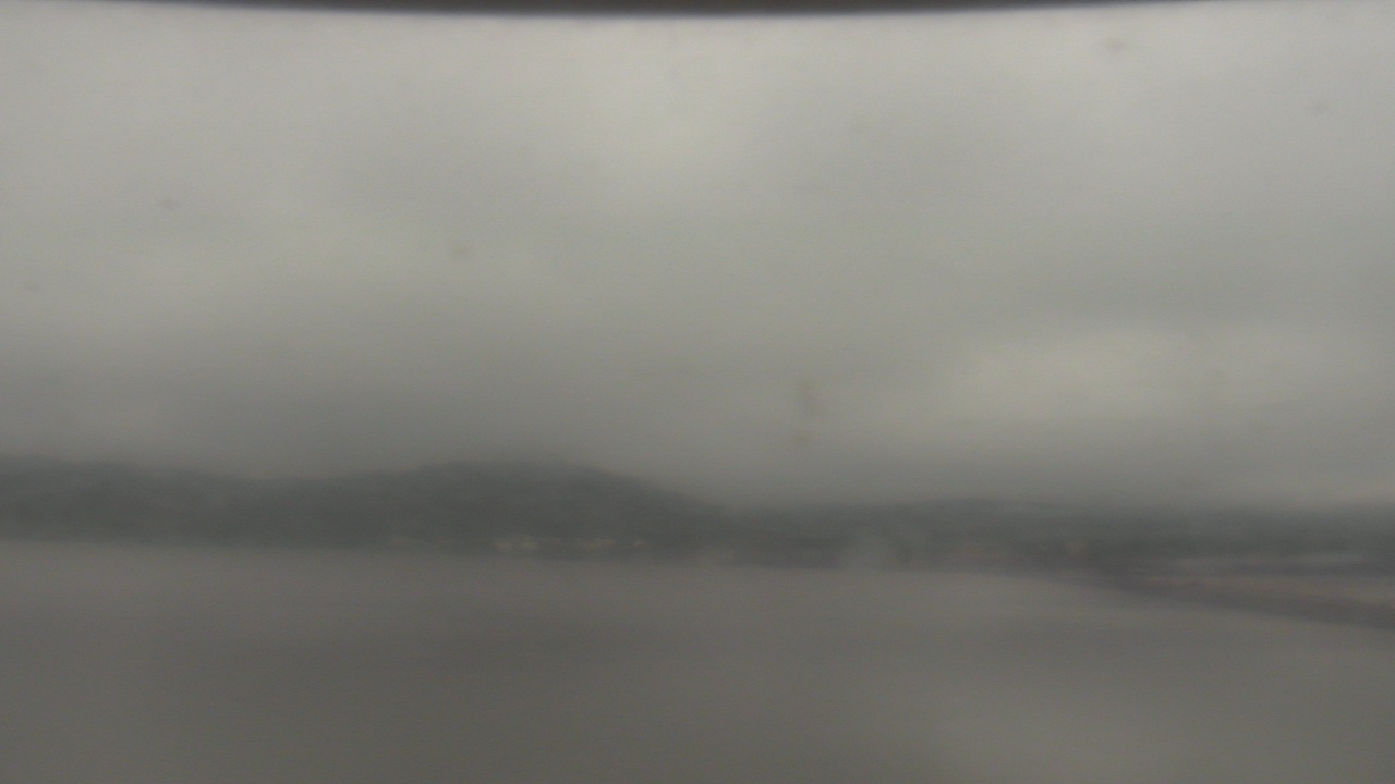 Thumbnail for current weather camera view from Wyndham Garden Lake Guntersville in Guntersville, Alabama