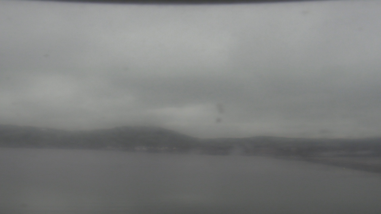 Thumbnail for current weather camera view from Wyndham Garden Lake Guntersville in Guntersville, Alabama