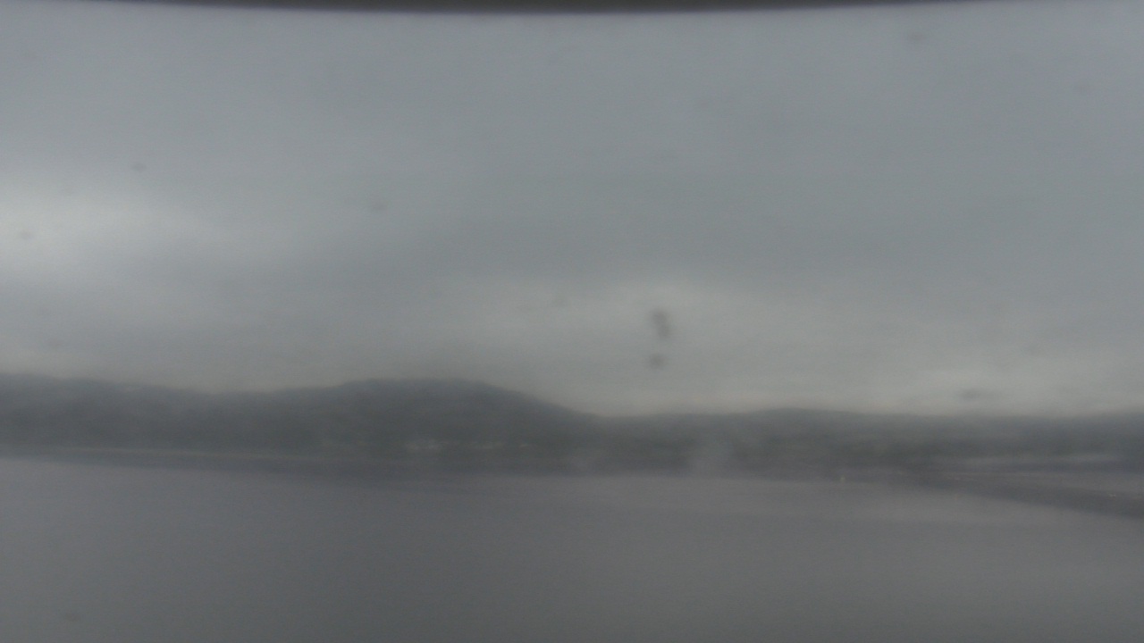 Thumbnail for current weather camera view from Wyndham Garden Lake Guntersville in Guntersville, Alabama