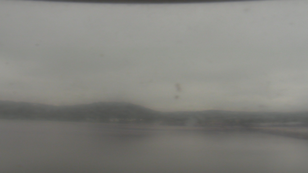Thumbnail for current weather camera view from Wyndham Garden Lake Guntersville in Guntersville, Alabama