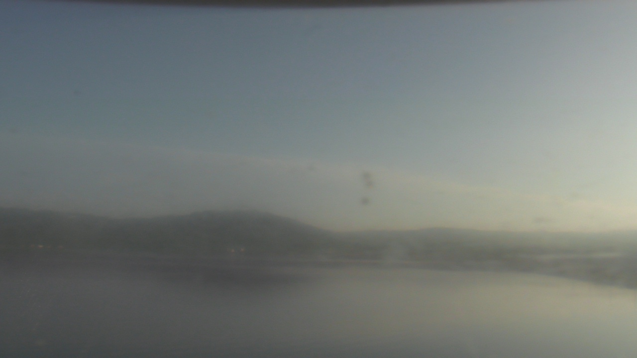Thumbnail for current weather camera view from Wyndham Garden Lake Guntersville in Guntersville, Alabama