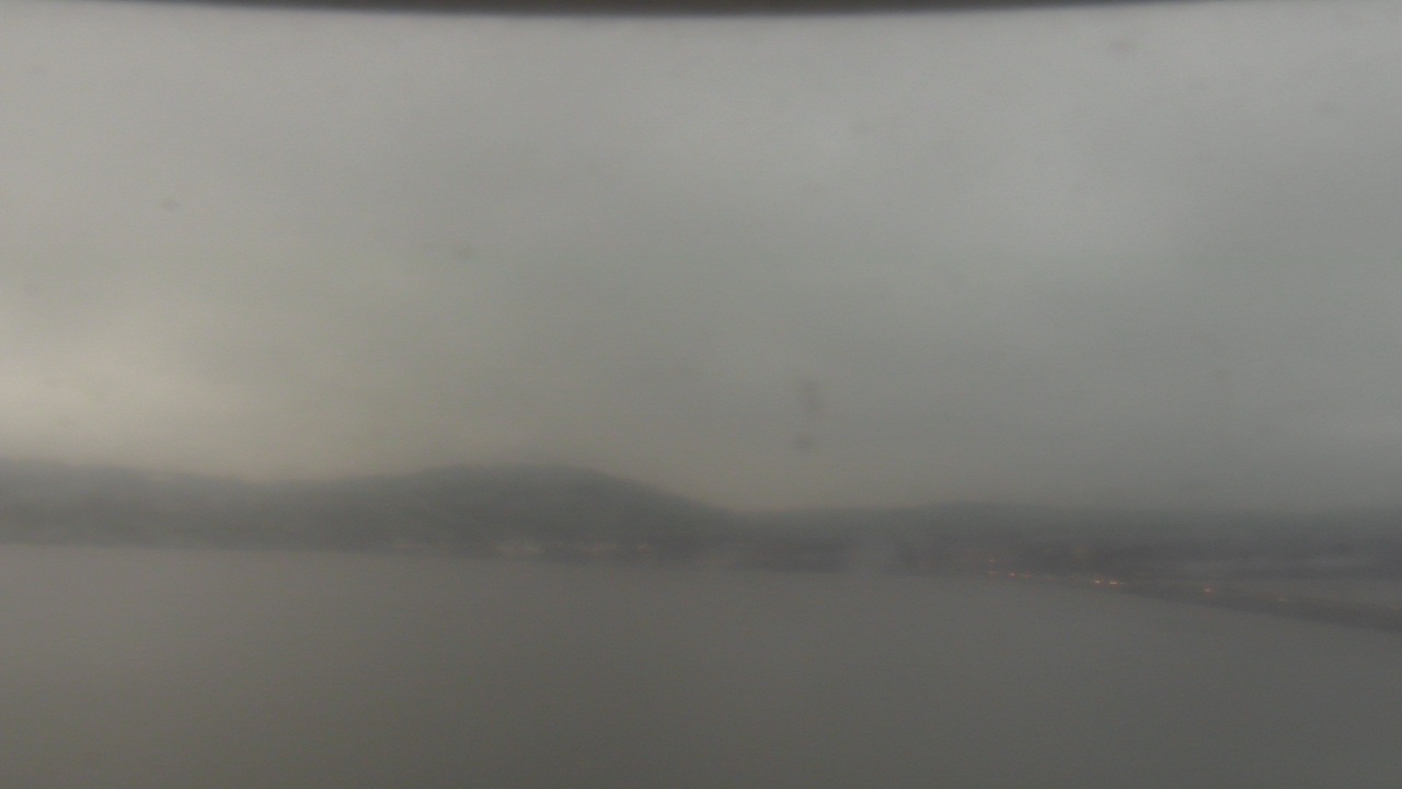 Thumbnail for current weather camera view from Wyndham Garden Lake Guntersville in Guntersville, Alabama