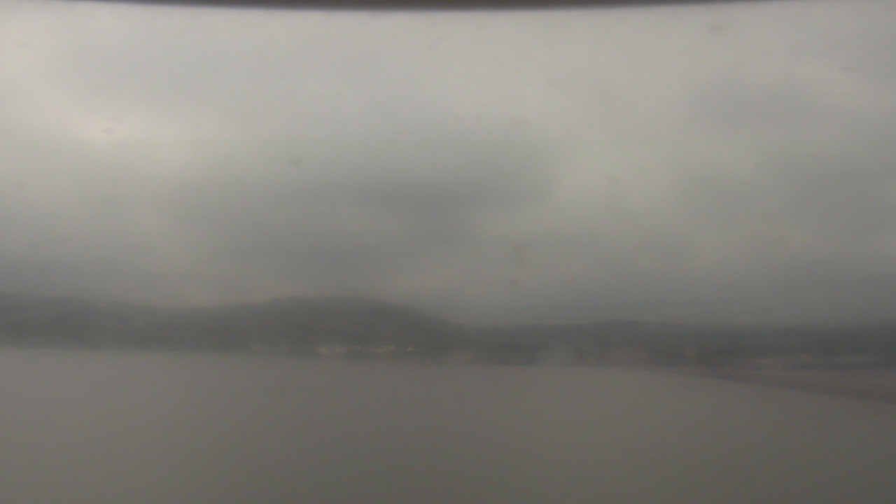 Thumbnail for current weather camera view from Wyndham Garden Lake Guntersville in Guntersville, Alabama
