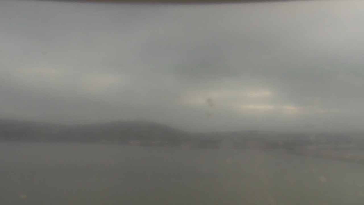 Thumbnail for current weather camera view from Wyndham Garden Lake Guntersville in Guntersville, Alabama