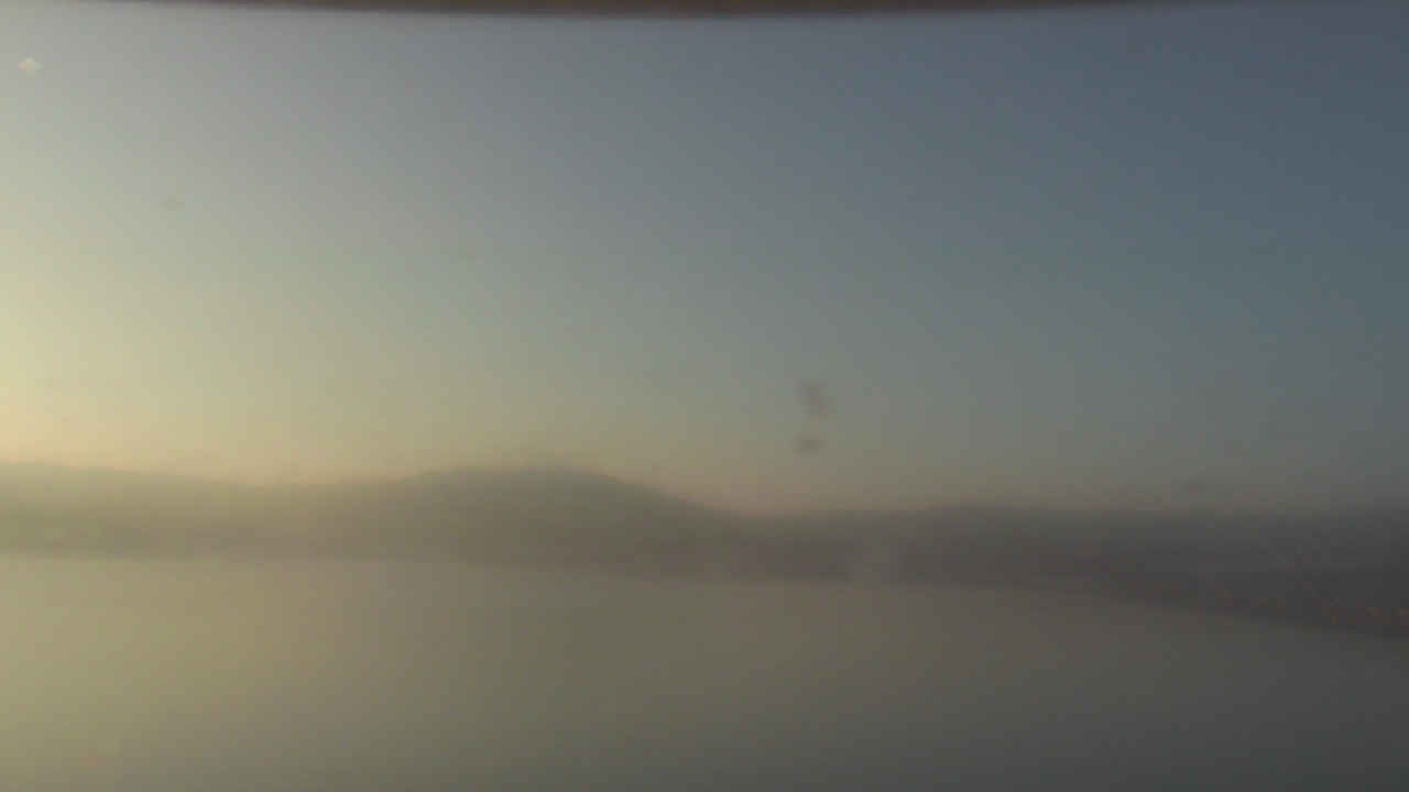 Thumbnail for current weather camera view from Wyndham Garden Lake Guntersville in Guntersville, Alabama