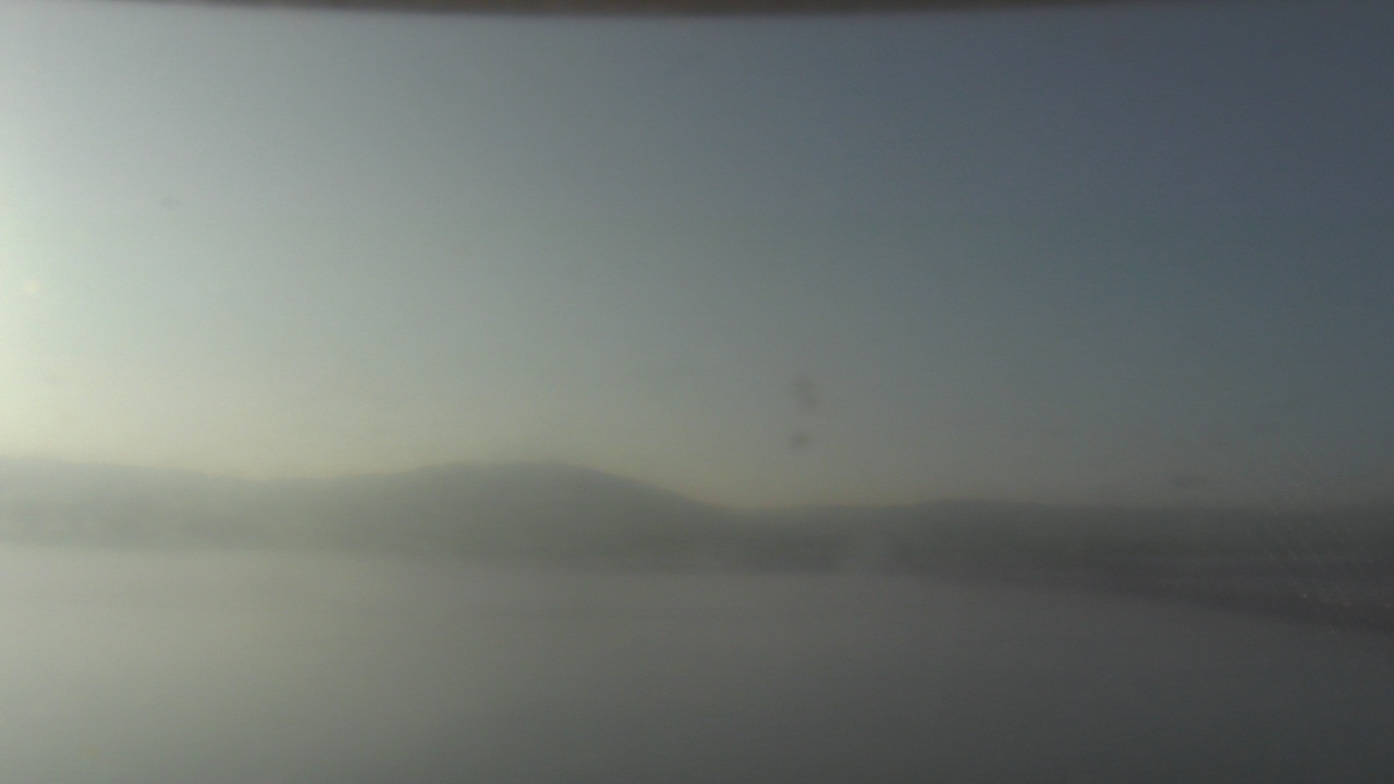 Thumbnail for current weather camera view from Wyndham Garden Lake Guntersville in Guntersville, Alabama