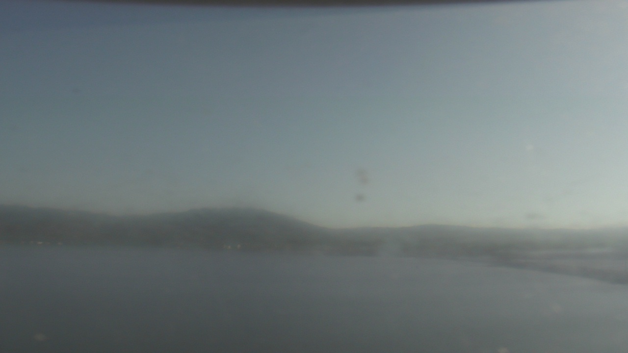 Thumbnail for current weather camera view from Wyndham Garden Lake Guntersville in Guntersville, Alabama
