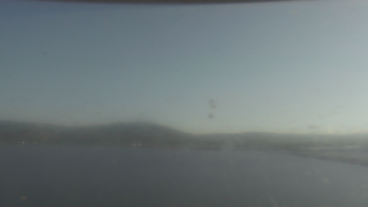 Thumbnail for current weather camera view from Wyndham Garden Lake Guntersville in Guntersville, Alabama