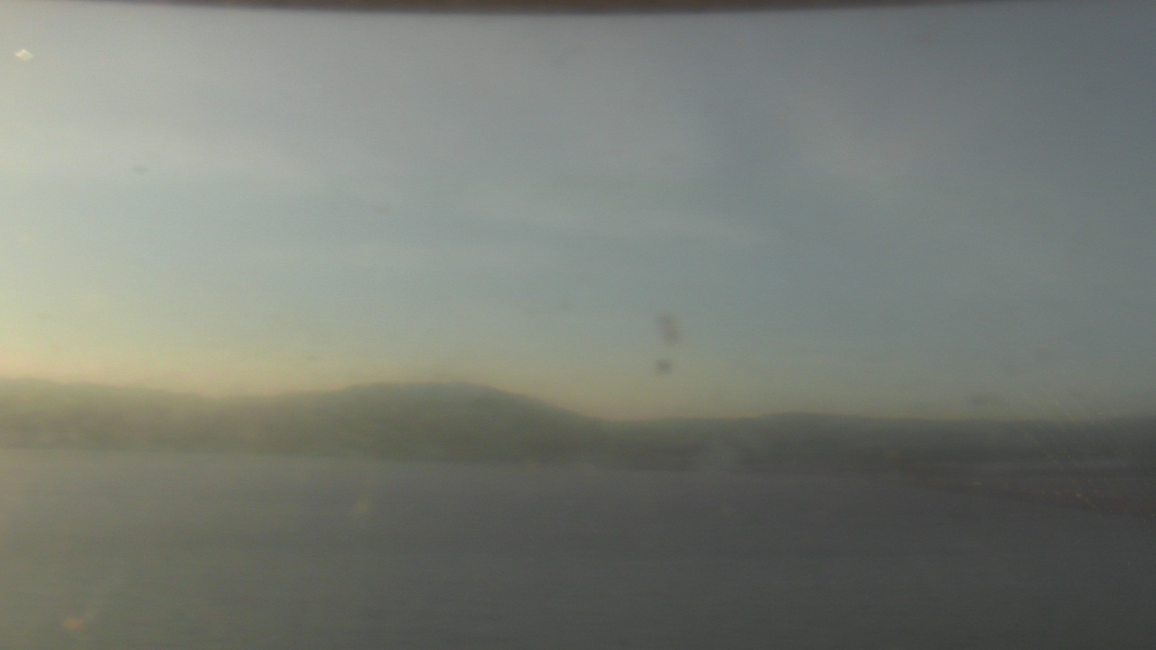 Thumbnail for current weather camera view from Wyndham Garden Lake Guntersville in Guntersville, Alabama