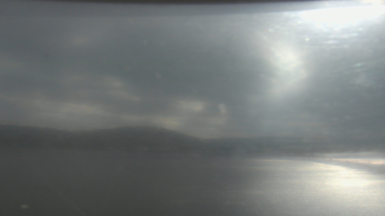 Thumbnail for current weather camera view from Wyndham Garden Lake Guntersville in Guntersville, Alabama