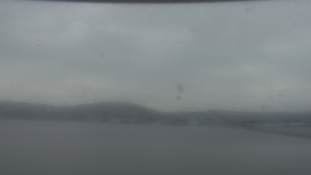 Thumbnail for current weather camera view from Wyndham Garden Lake Guntersville in Guntersville, Alabama