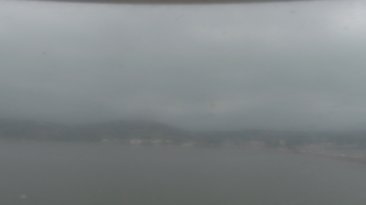 Thumbnail for current weather camera view from Wyndham Garden Lake Guntersville in Guntersville, Alabama