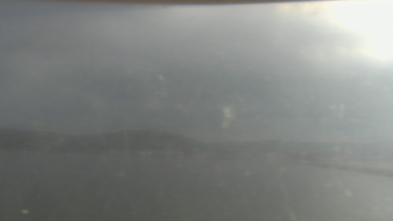 Thumbnail for current weather camera view from Wyndham Garden Lake Guntersville in Guntersville, Alabama