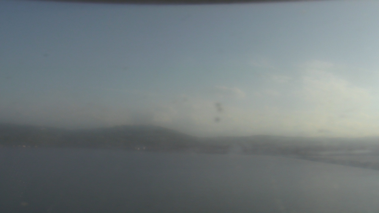 Thumbnail for current weather camera view from Wyndham Garden Lake Guntersville in Guntersville, Alabama