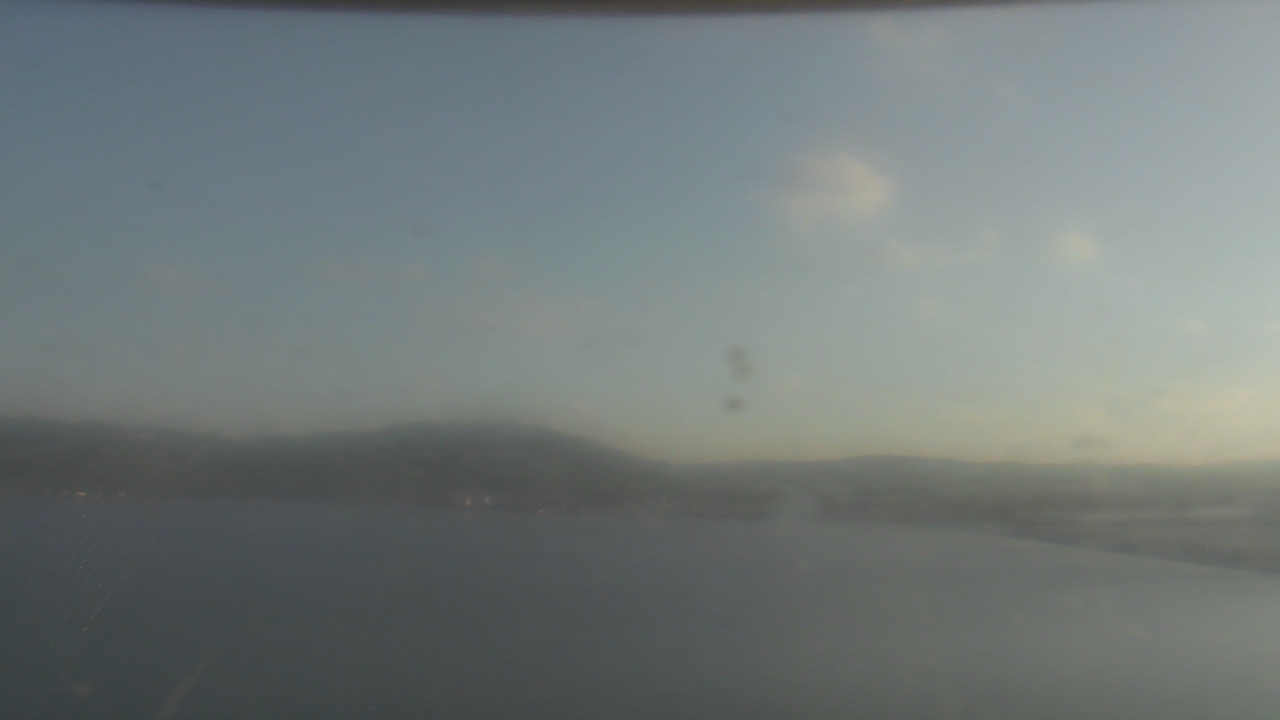 Thumbnail for current weather camera view from Wyndham Garden Lake Guntersville in Guntersville, Alabama