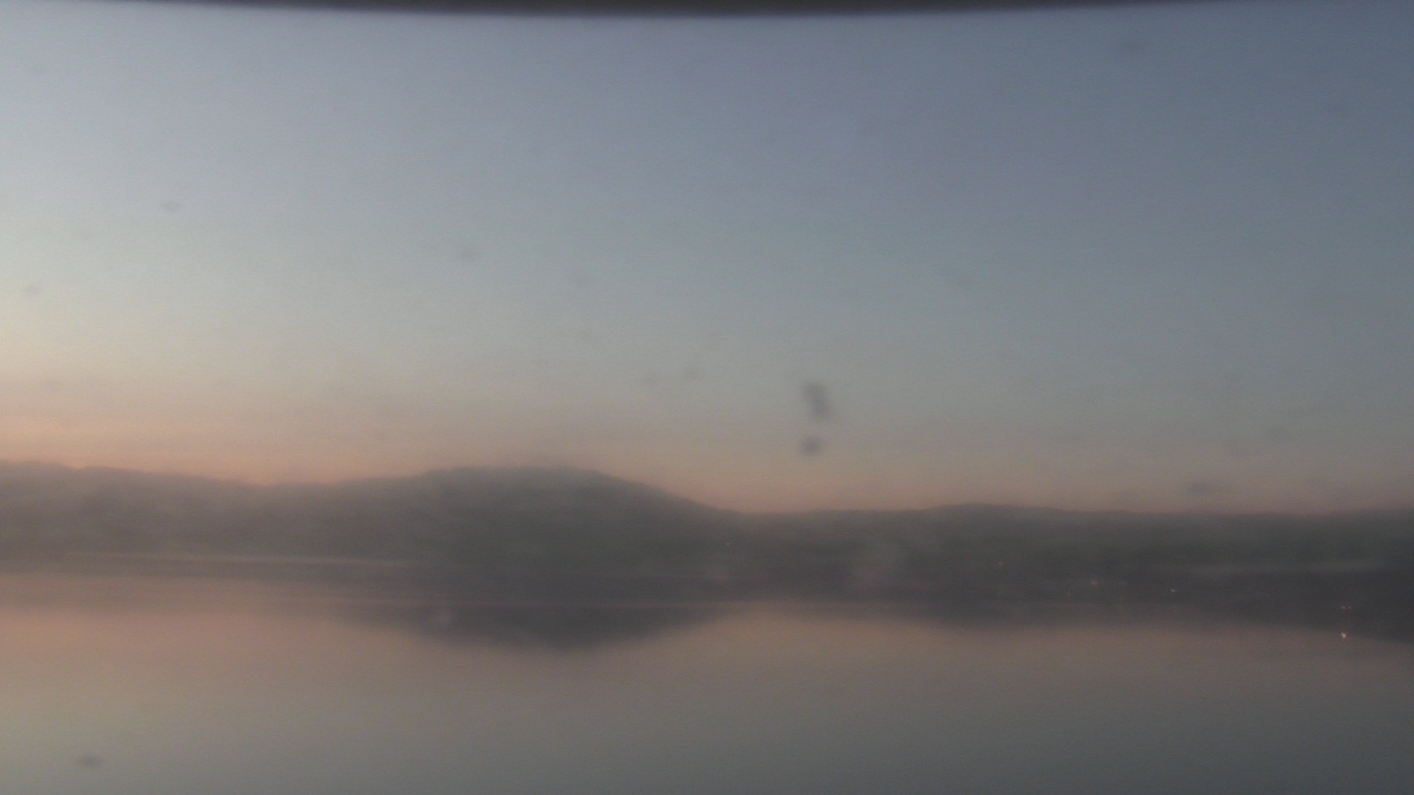 Thumbnail for current weather camera view from Wyndham Garden Lake Guntersville in Guntersville, Alabama