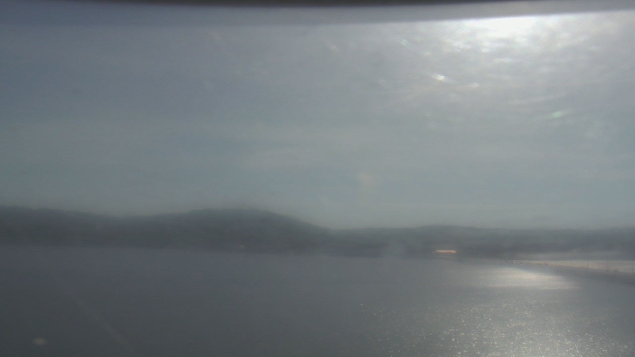 Thumbnail for current weather camera view from Wyndham Garden Lake Guntersville in Guntersville, Alabama