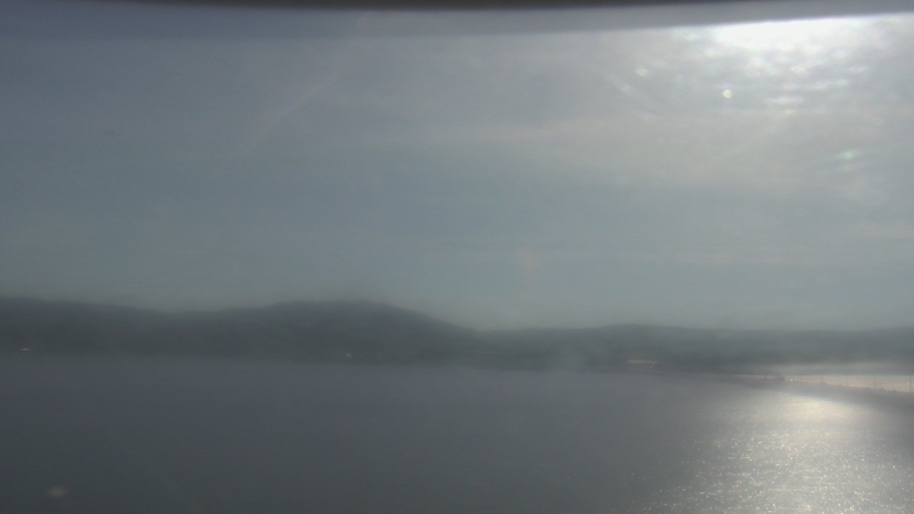 Thumbnail for current weather camera view from Wyndham Garden Lake Guntersville in Guntersville, Alabama