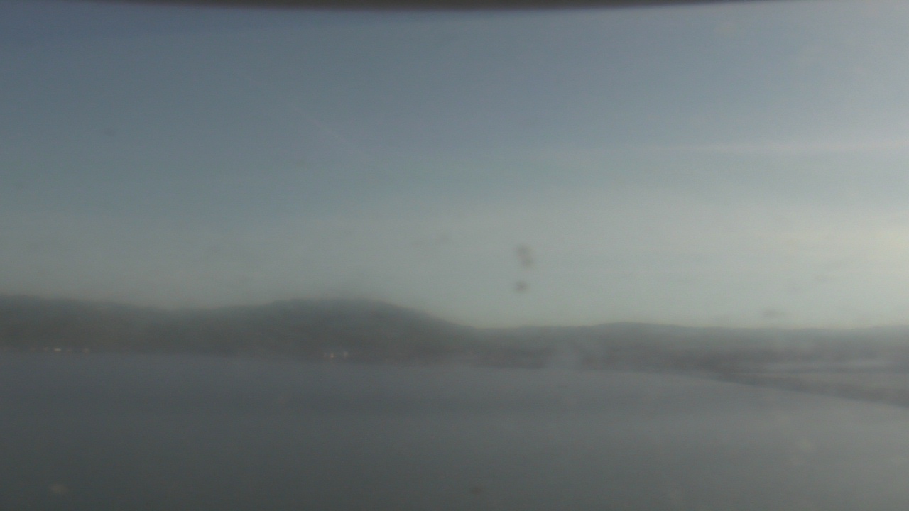 Thumbnail for current weather camera view from Wyndham Garden Lake Guntersville in Guntersville, Alabama