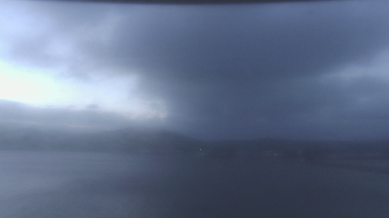 Thumbnail for current weather camera view from Wyndham Garden Lake Guntersville in Guntersville, Alabama