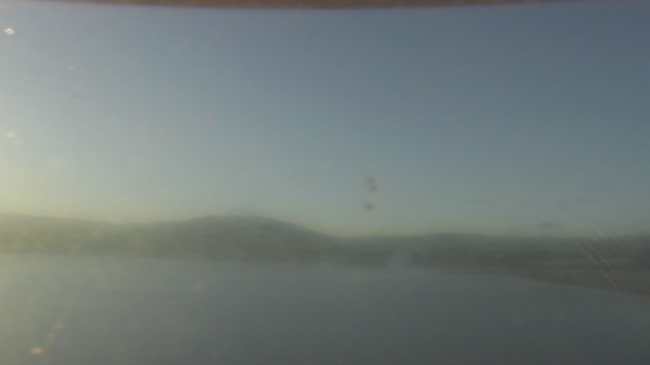 Thumbnail for current weather camera view from Wyndham Garden Lake Guntersville in Guntersville, Alabama