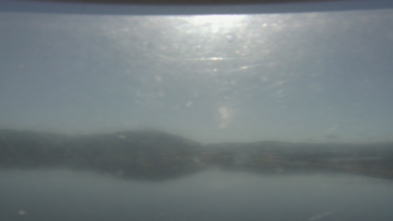 Thumbnail for current weather camera view from Wyndham Garden Lake Guntersville in Guntersville, Alabama