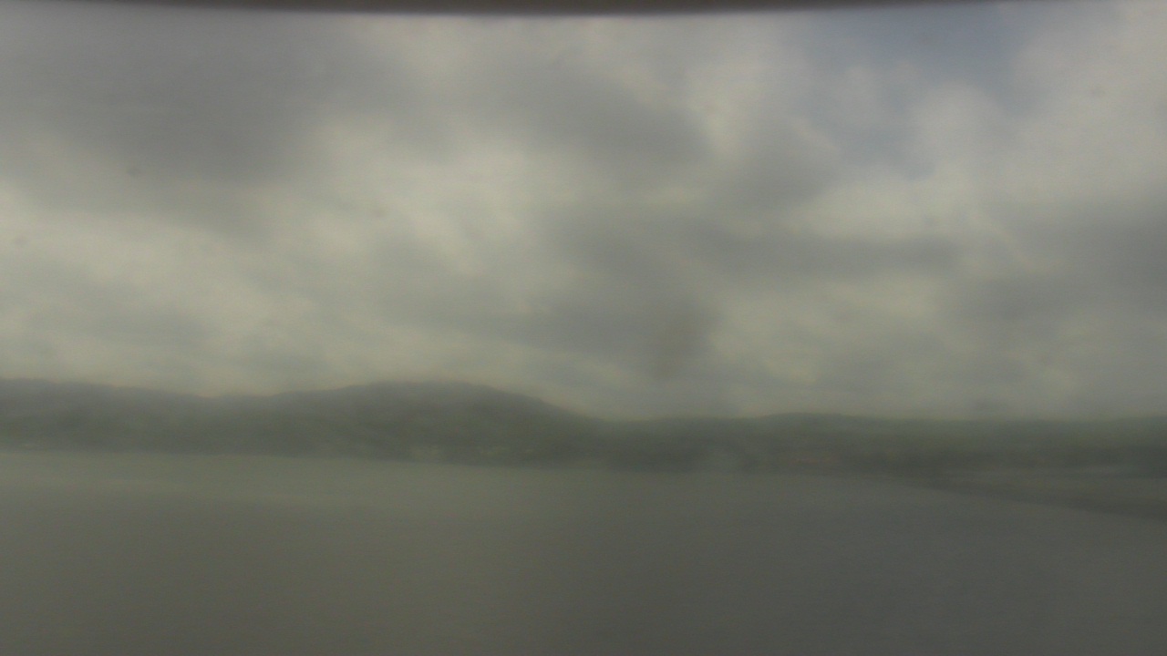 Thumbnail for current weather camera view from Wyndham Garden Lake Guntersville in Guntersville, Alabama