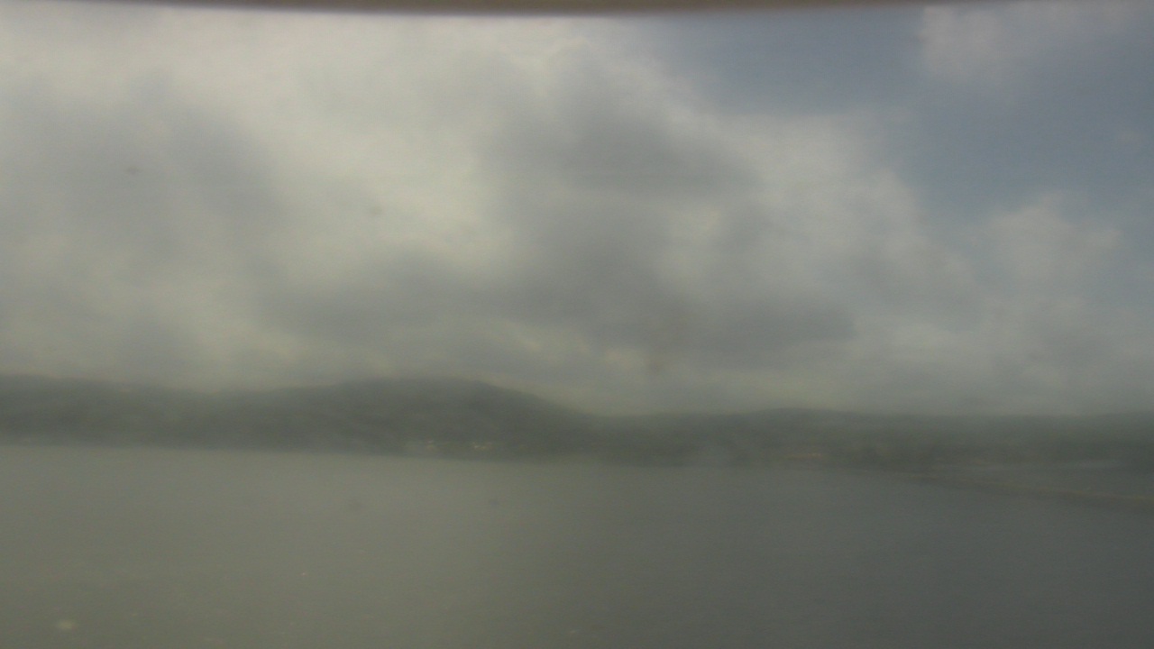 Thumbnail for current weather camera view from Wyndham Garden Lake Guntersville in Guntersville, Alabama