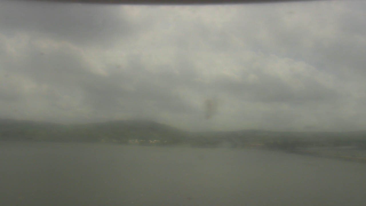 Thumbnail for current weather camera view from Wyndham Garden Lake Guntersville in Guntersville, Alabama