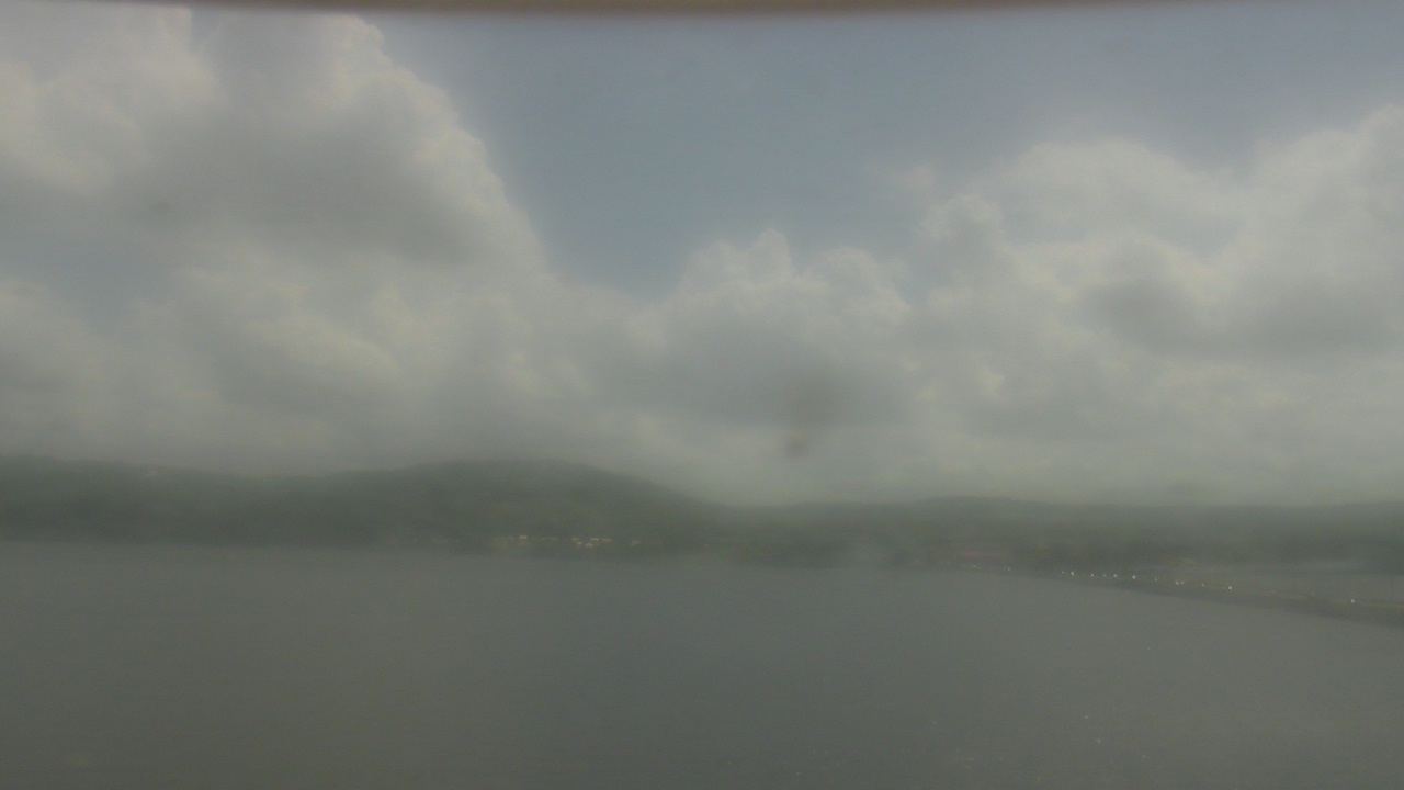Thumbnail for current weather camera view from Wyndham Garden Lake Guntersville in Guntersville, Alabama