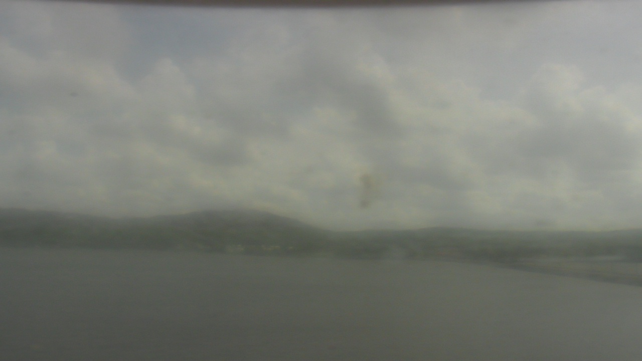 Thumbnail for current weather camera view from Wyndham Garden Lake Guntersville in Guntersville, Alabama