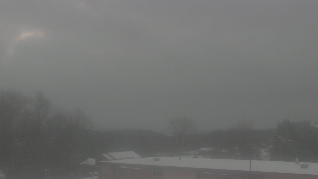 Thumbnail for current weather camera view from Mountain View Elem School in Unity Township, Pennsylvania