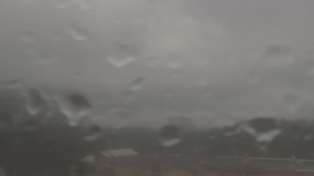 Thumbnail for current weather camera view from Mountain View Elem School in Unity Township, Pennsylvania