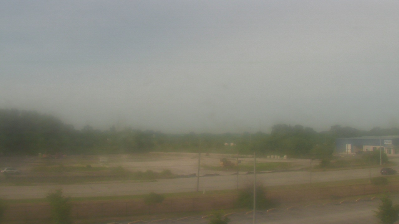 Thumbnail for current weather camera view from Charter School of the Dunes in Gary, Indiana