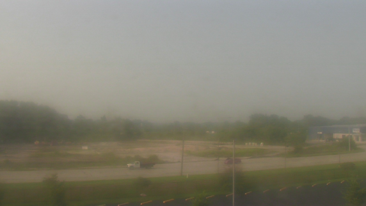 Thumbnail for current weather camera view from Charter School of the Dunes in Gary, Indiana